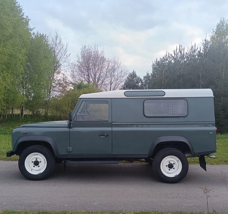 Land Rover Defender cena 69700 przebieg: 180000, rok produkcji 2006 z Kielce małe 352